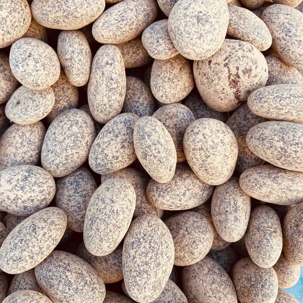 Chocolate Almonds | Raw Cacao